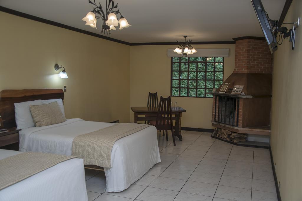 Hotel Chalet Tirol Ερέδια Δωμάτιο φωτογραφία